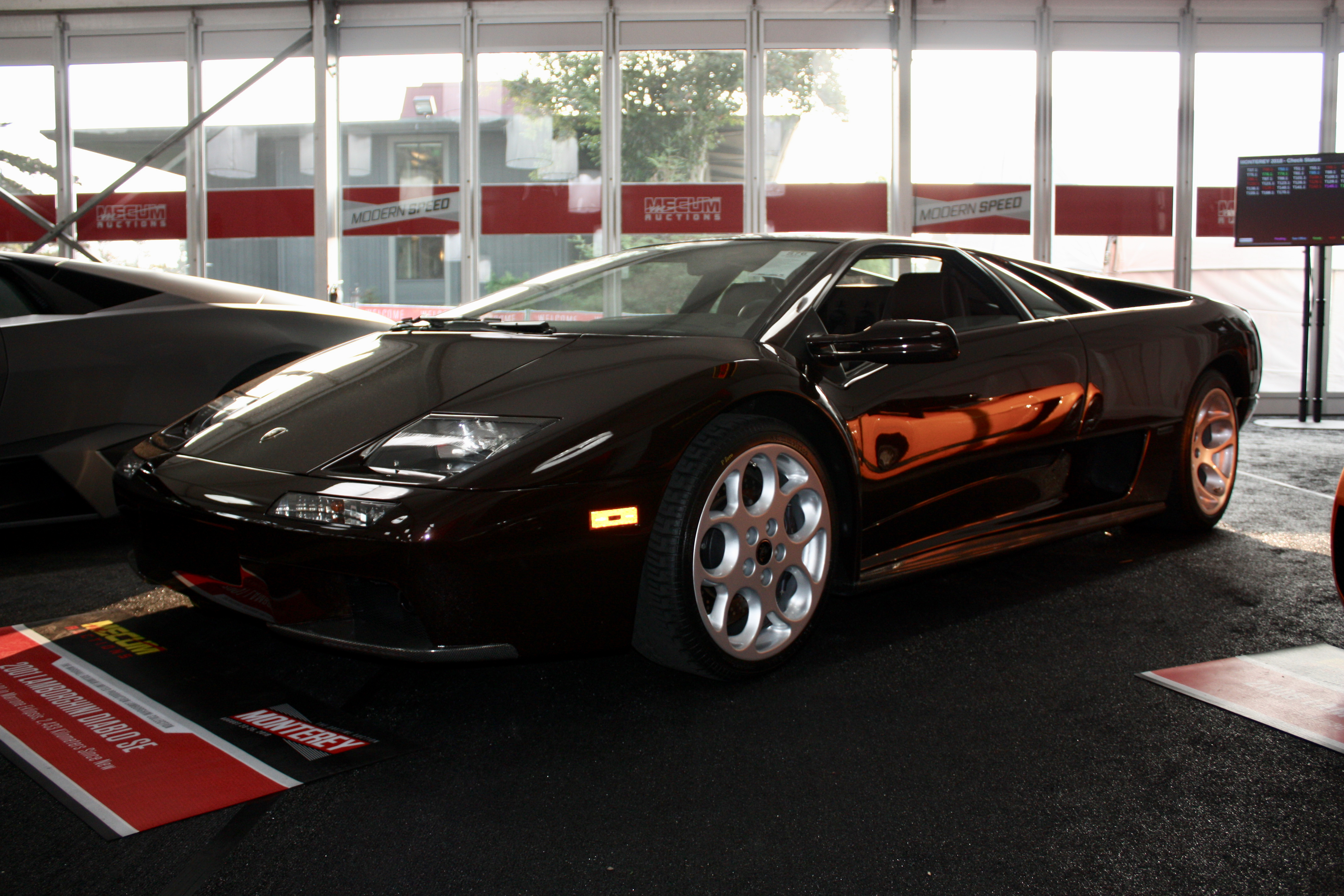 Video: Jay Leno welcomes pair of rare Lamborghini Diablos inside his garage