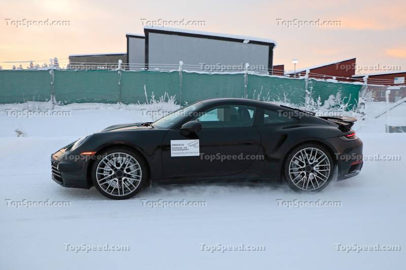 2023 Porsche 911 Turbo Facelift spied for the first time Exterior Spyshots
- image 1041227
