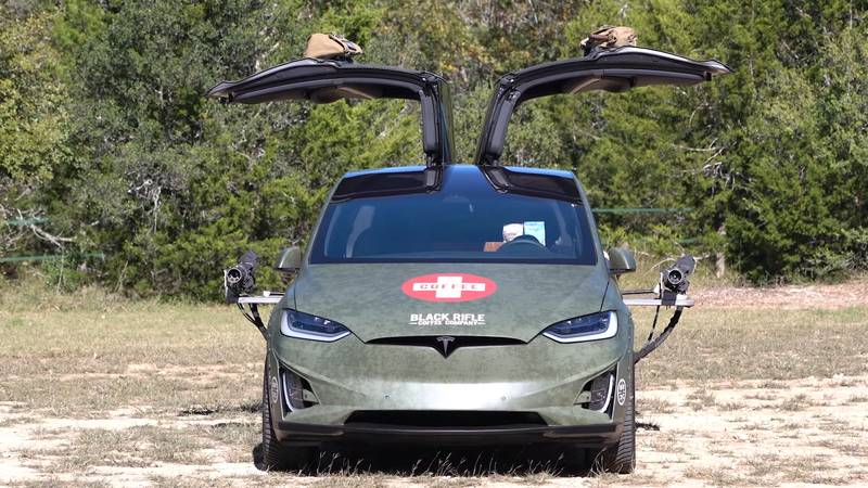 This Tesla Model X With Machine Guns Shouldn't Be Let Out On The Streets!